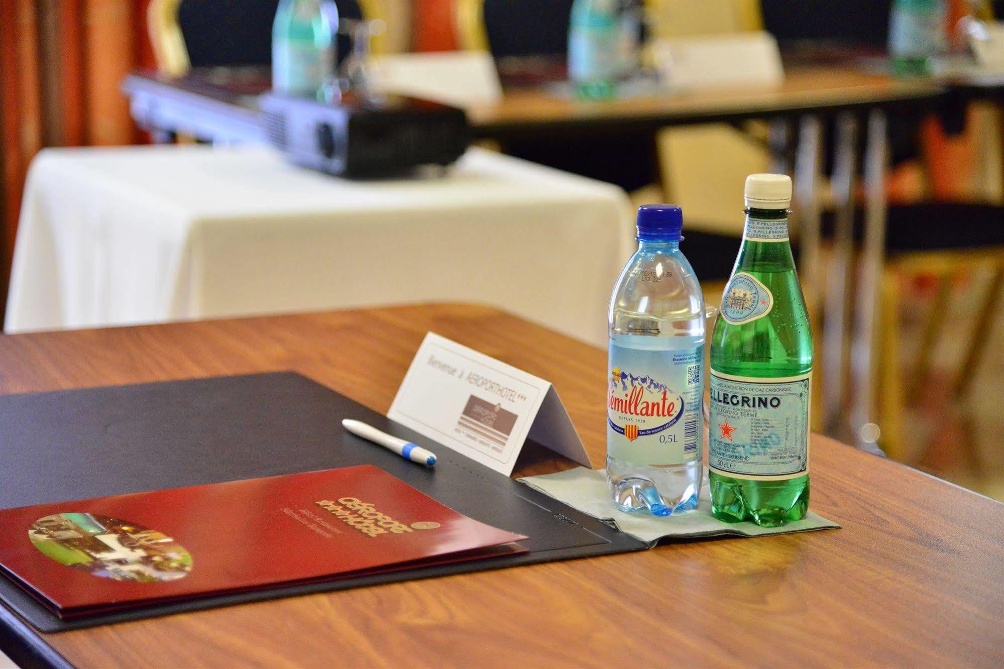 Aeroport - Parc Expo Hotel 3*