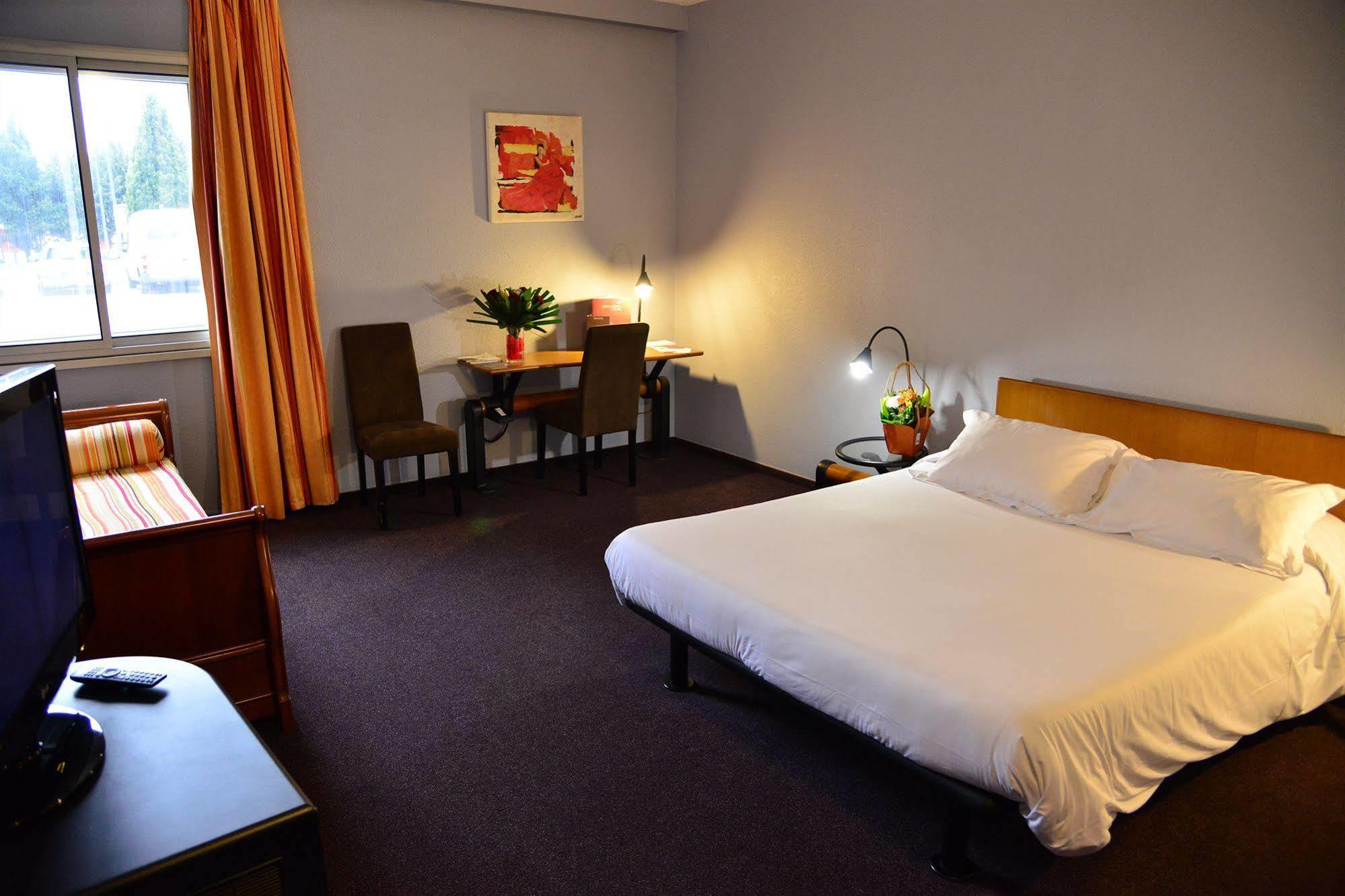 Hotel Aeroport - Parc Expo 3*